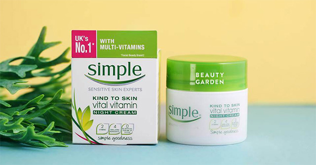 Skin Vital Vitamin Night Cream là lựa chọn phù hợp để dưỡng ẩm vào ban đêm