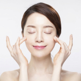 Cách sử dụng kem dưỡng ẩm cho làn da mềm mịn, căng tràn sức sống